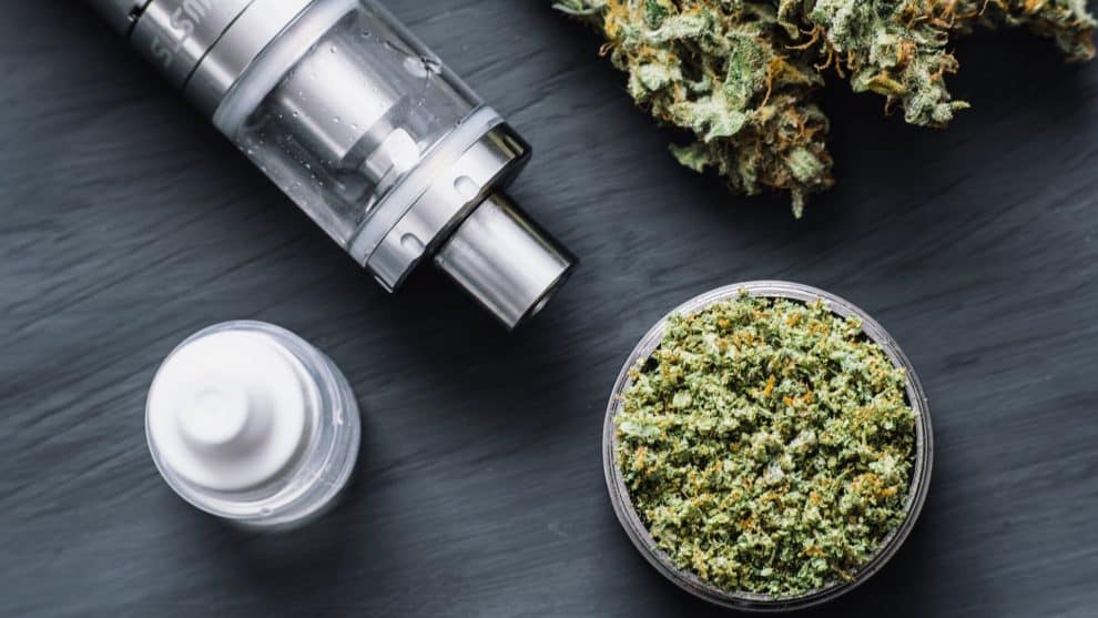 Labrador, Quebec, and Newfoundland to Ban the Sale of Cannabis Vape